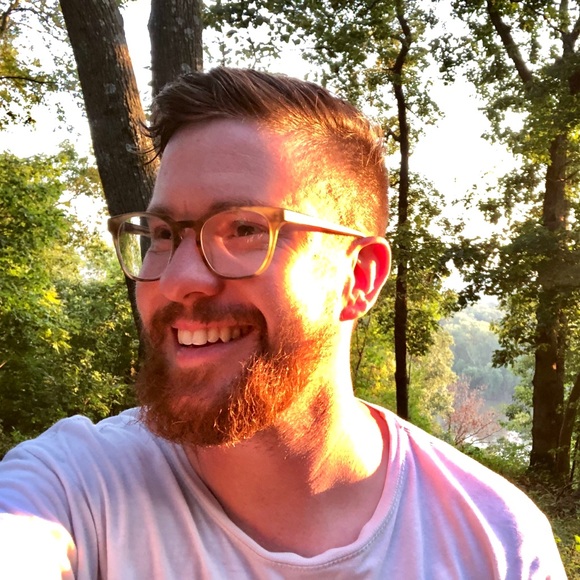 Meet your Posher, Sean - Picture 2 of 3